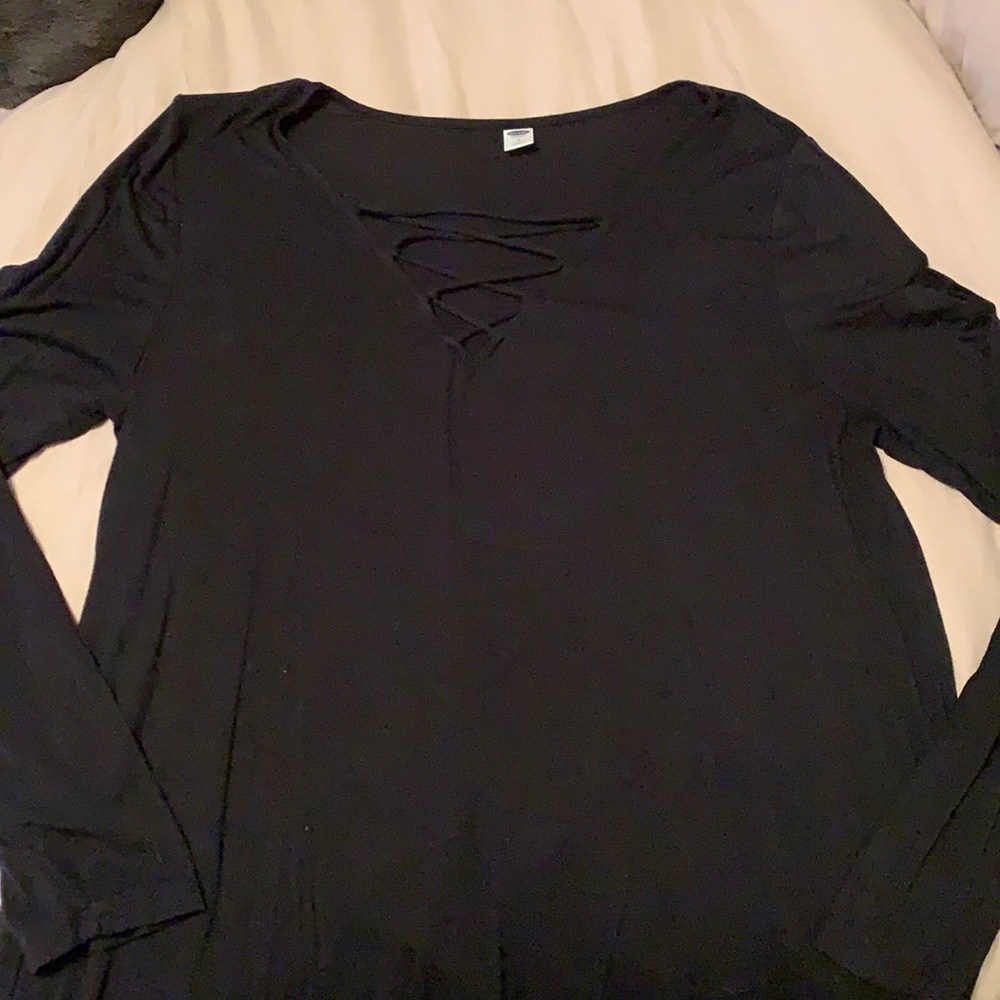 Old navy long sleeve shirt
